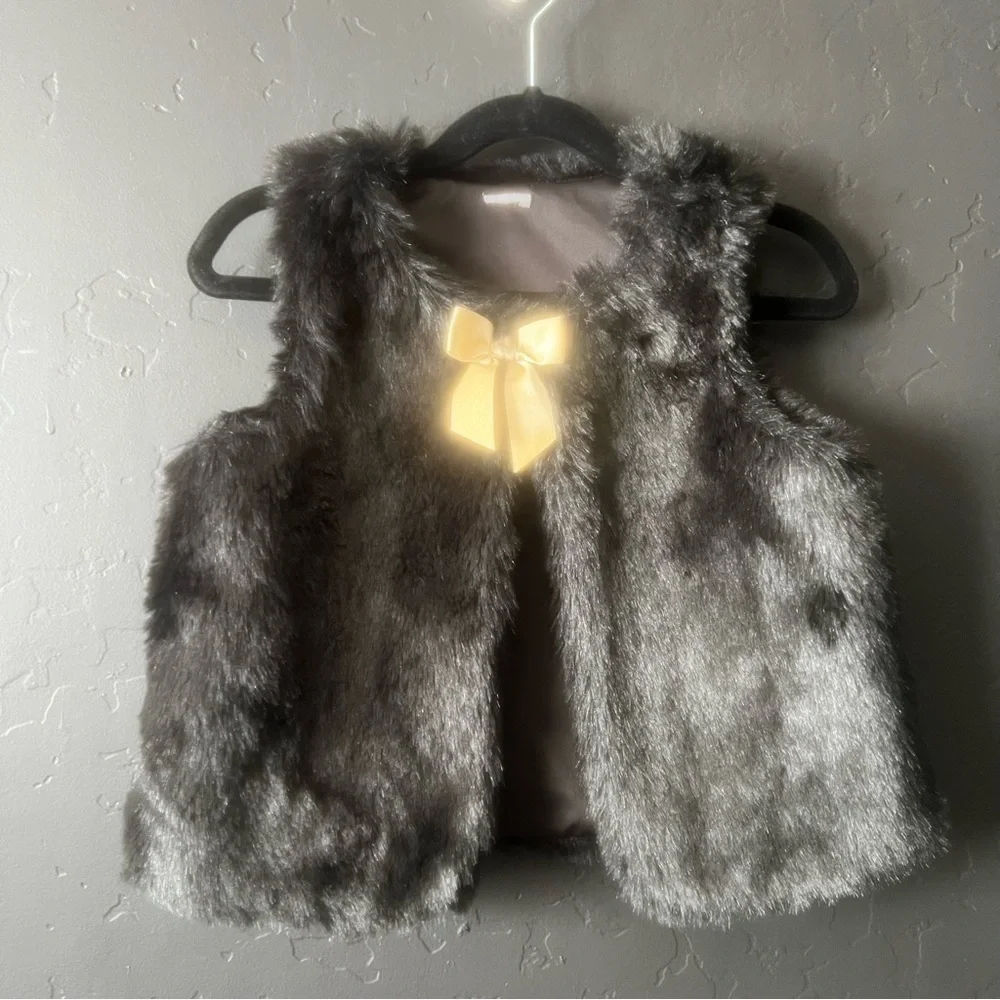 Girls vest, jacket, shirt ￼4 pieces Ralph Lauren, Forever 21, Jona Michelle